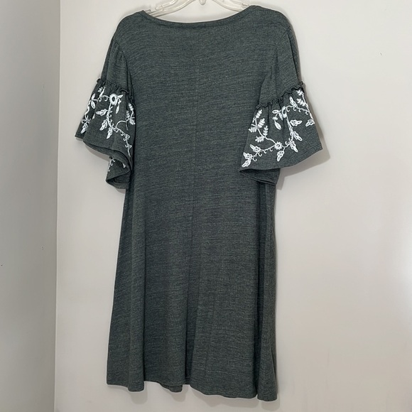 Spense Boho Embroidered Flutter Sleeve Green Dress - Picture 2 of 8